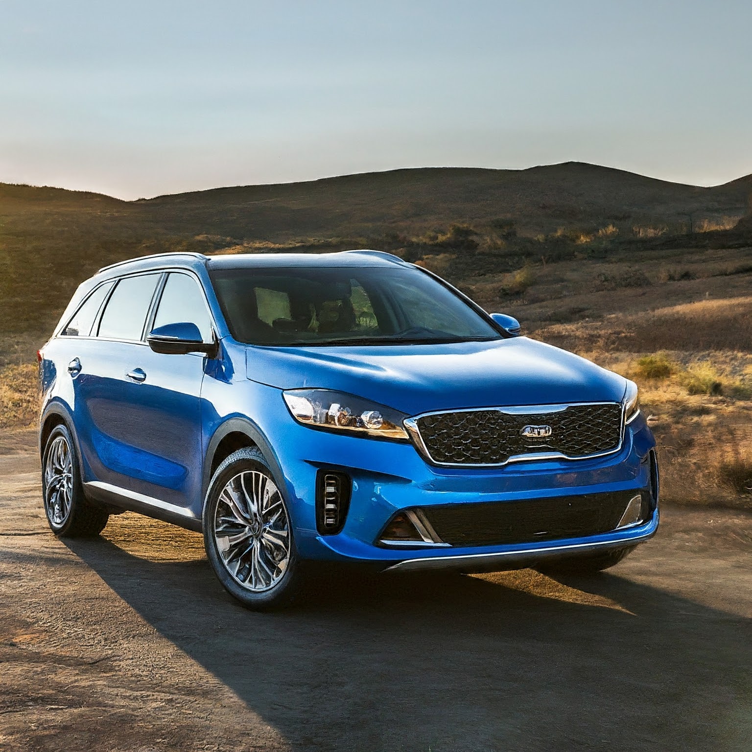 Affordable 7-passenger SUV rental in Los Angeles and Van Nuys